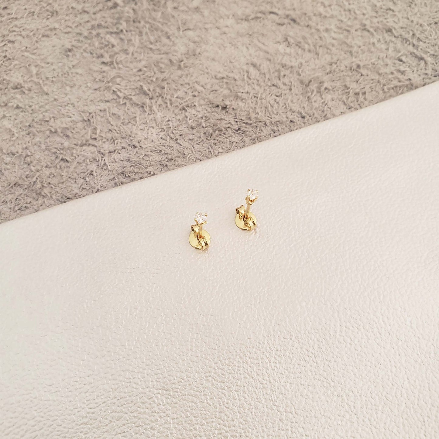 Aretes Topo Mini Circon Cuadrado CRISTAL