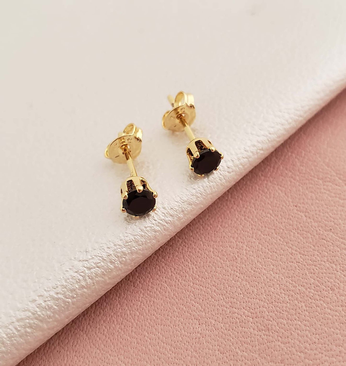 Aretes Topo Circon Redondo NEGRO