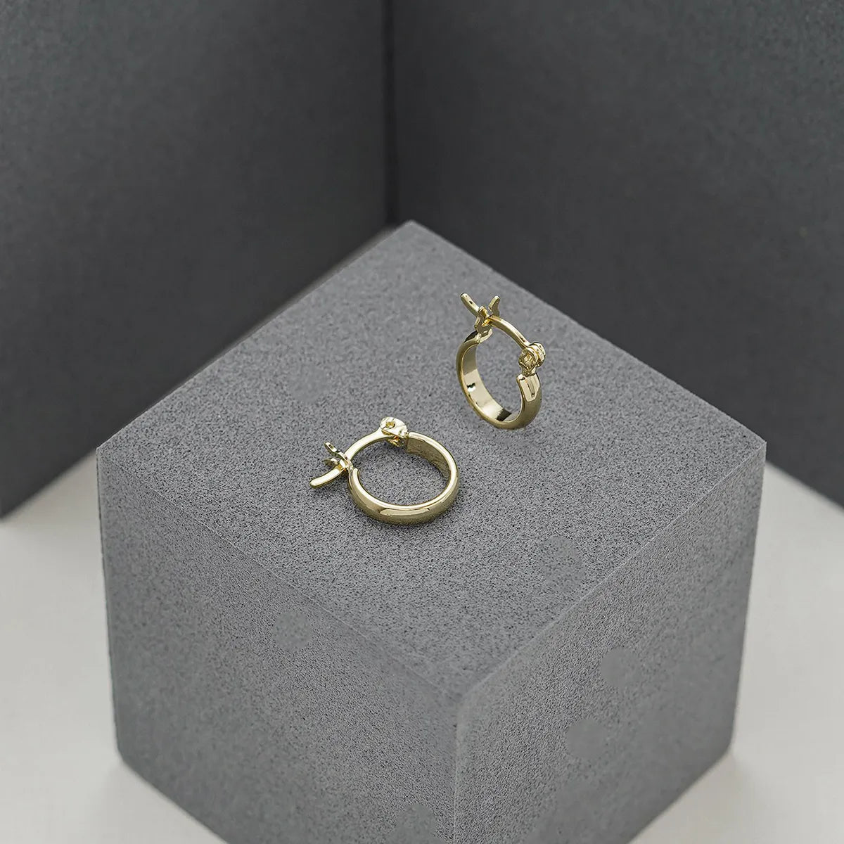 Aretes Candonga Lisa 1.4 Cm