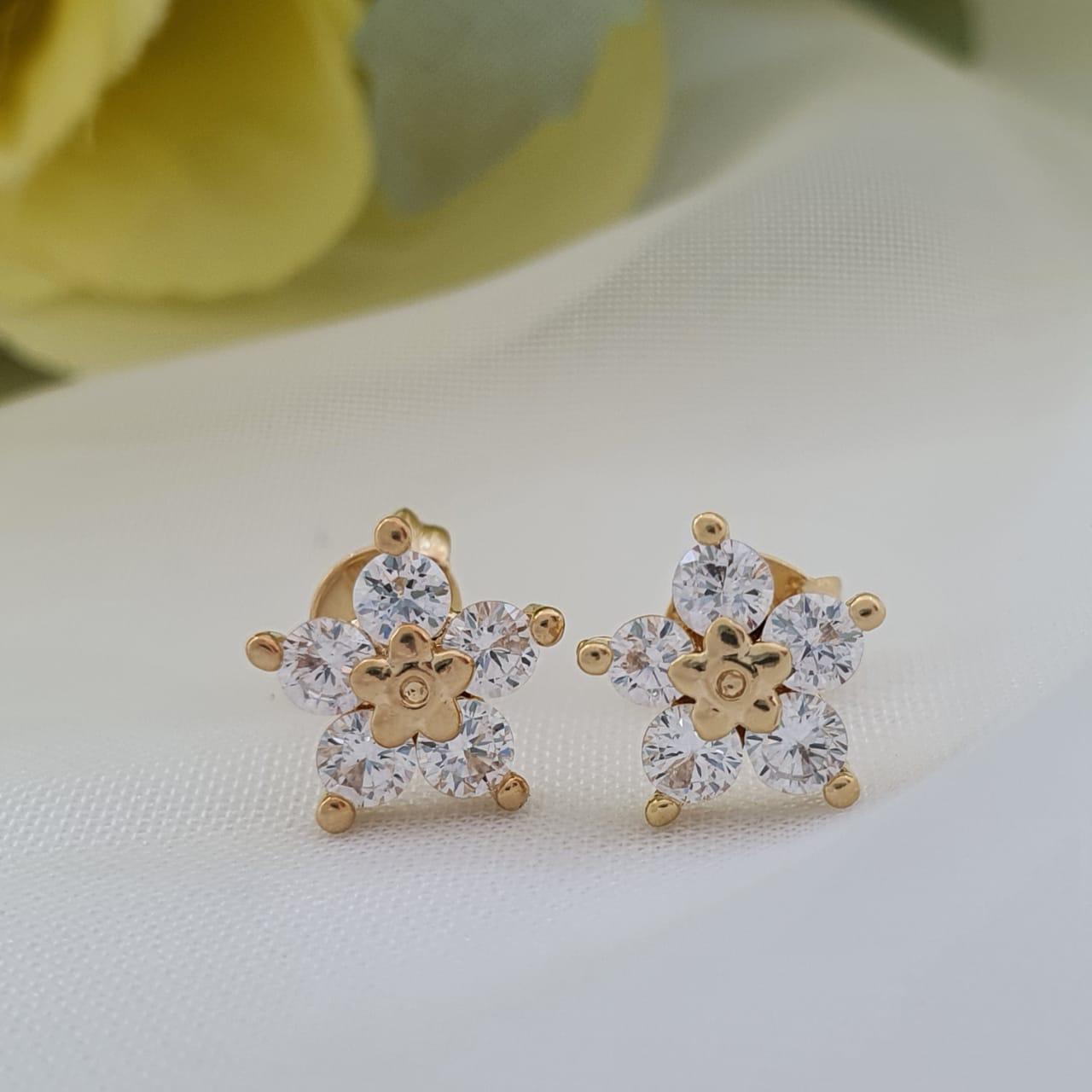 Aretes Flor 5 circonias