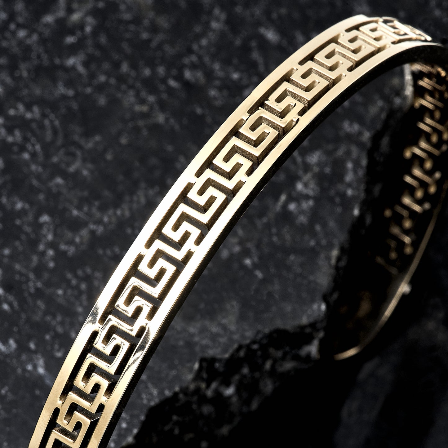 Brazalete calado