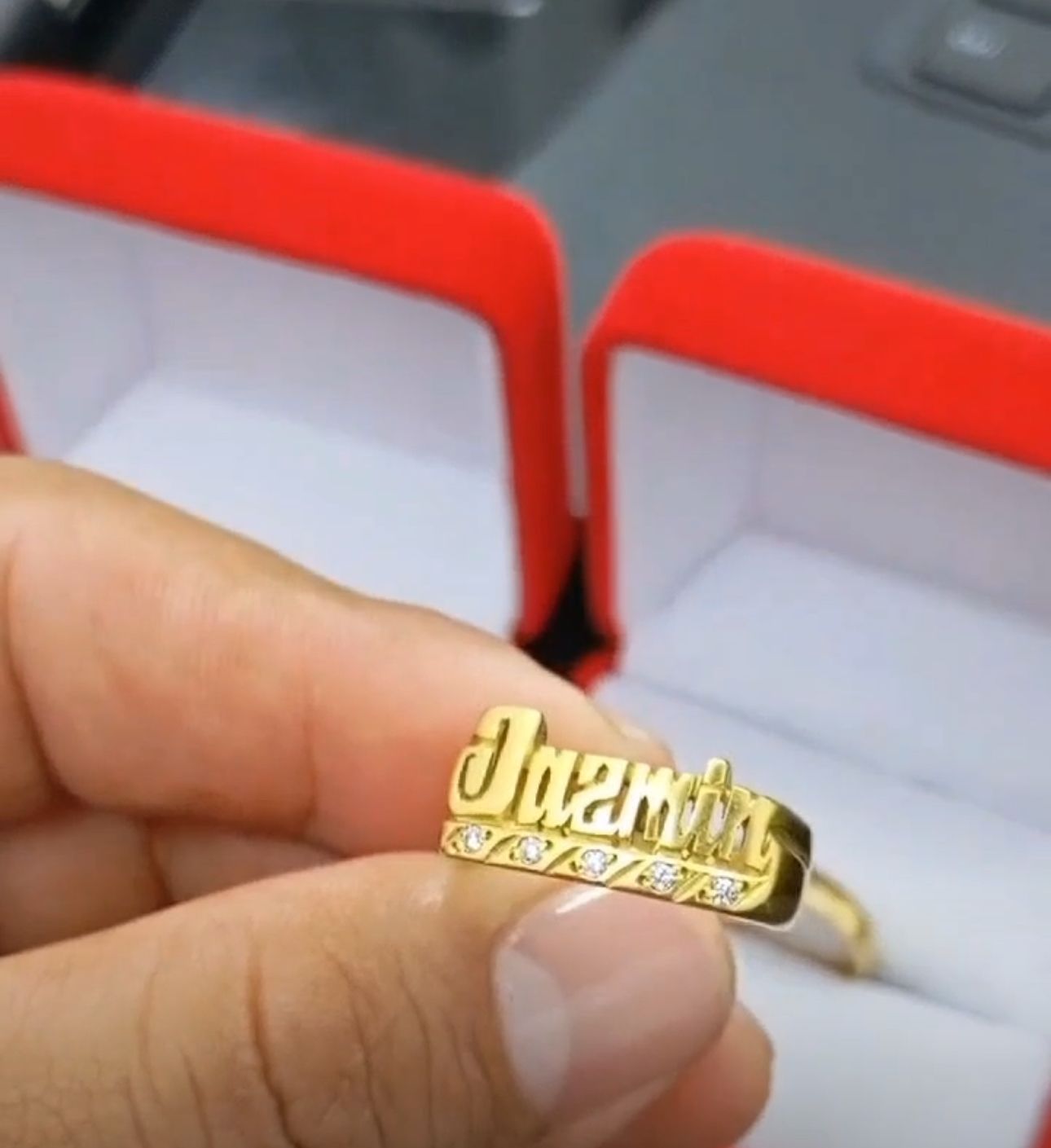 ✨ Anillo Personalizado – Lleva tu Nombre con Estilo ✨