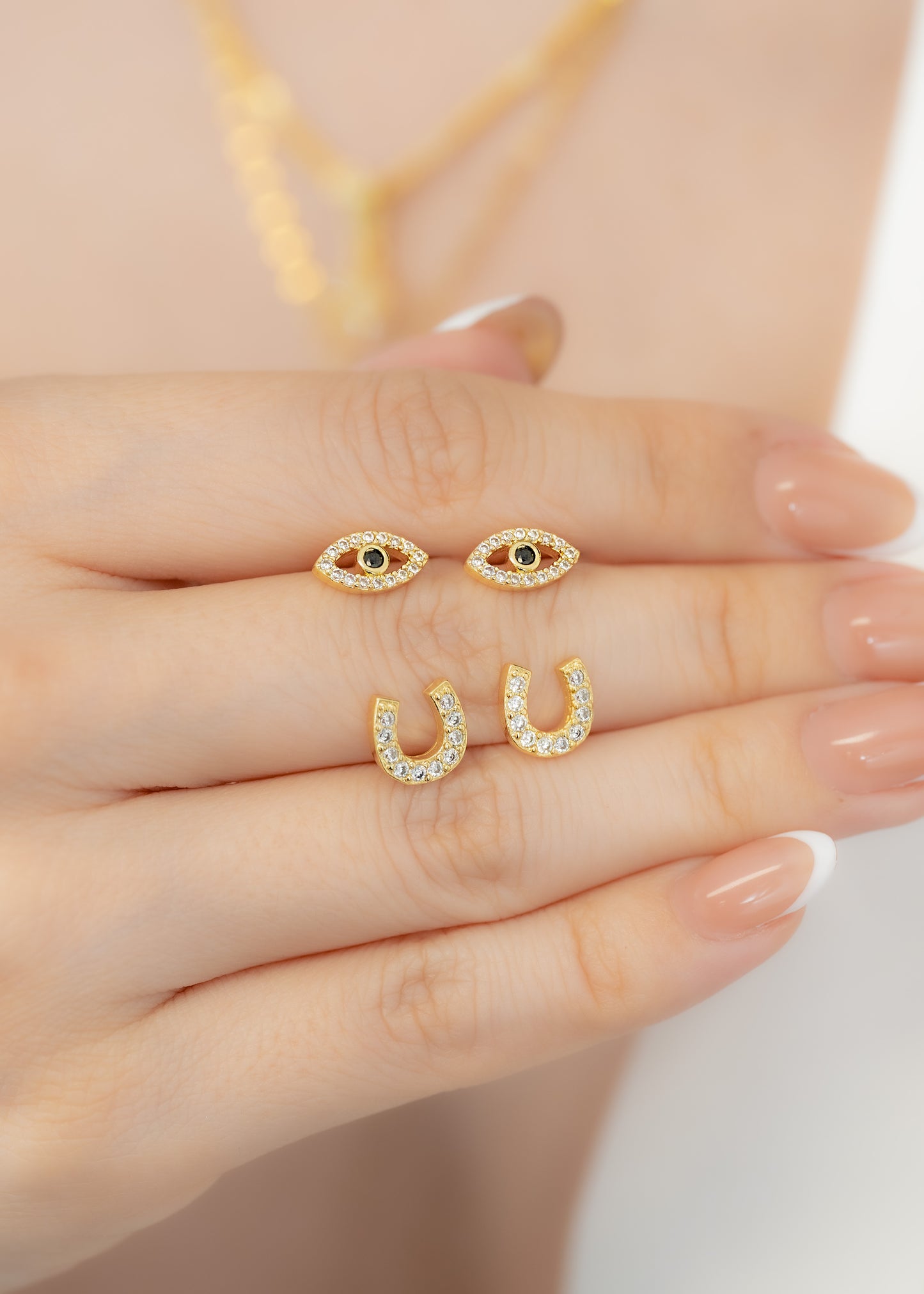 Aretes herraduras Equino