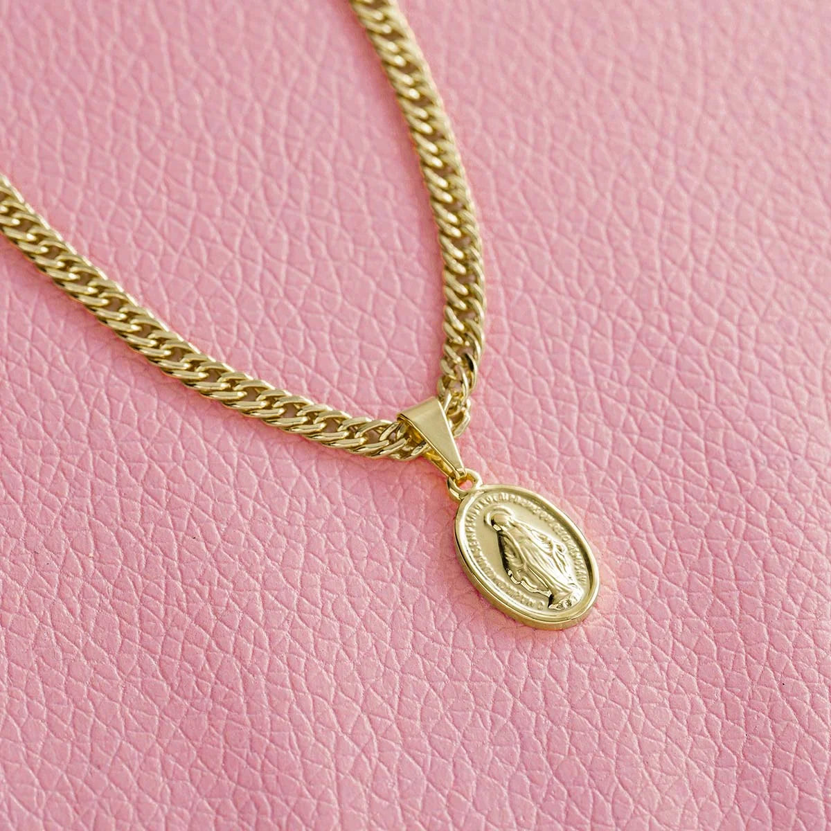 Dije Virgen Milagrosa