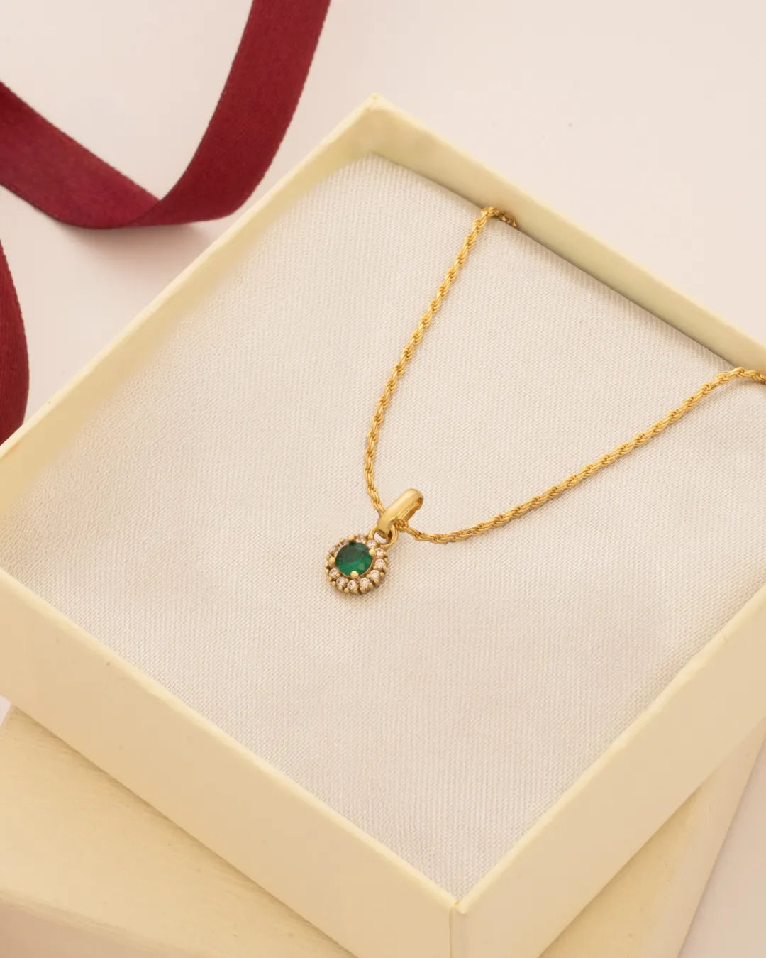Dije Royal Green 8 mm