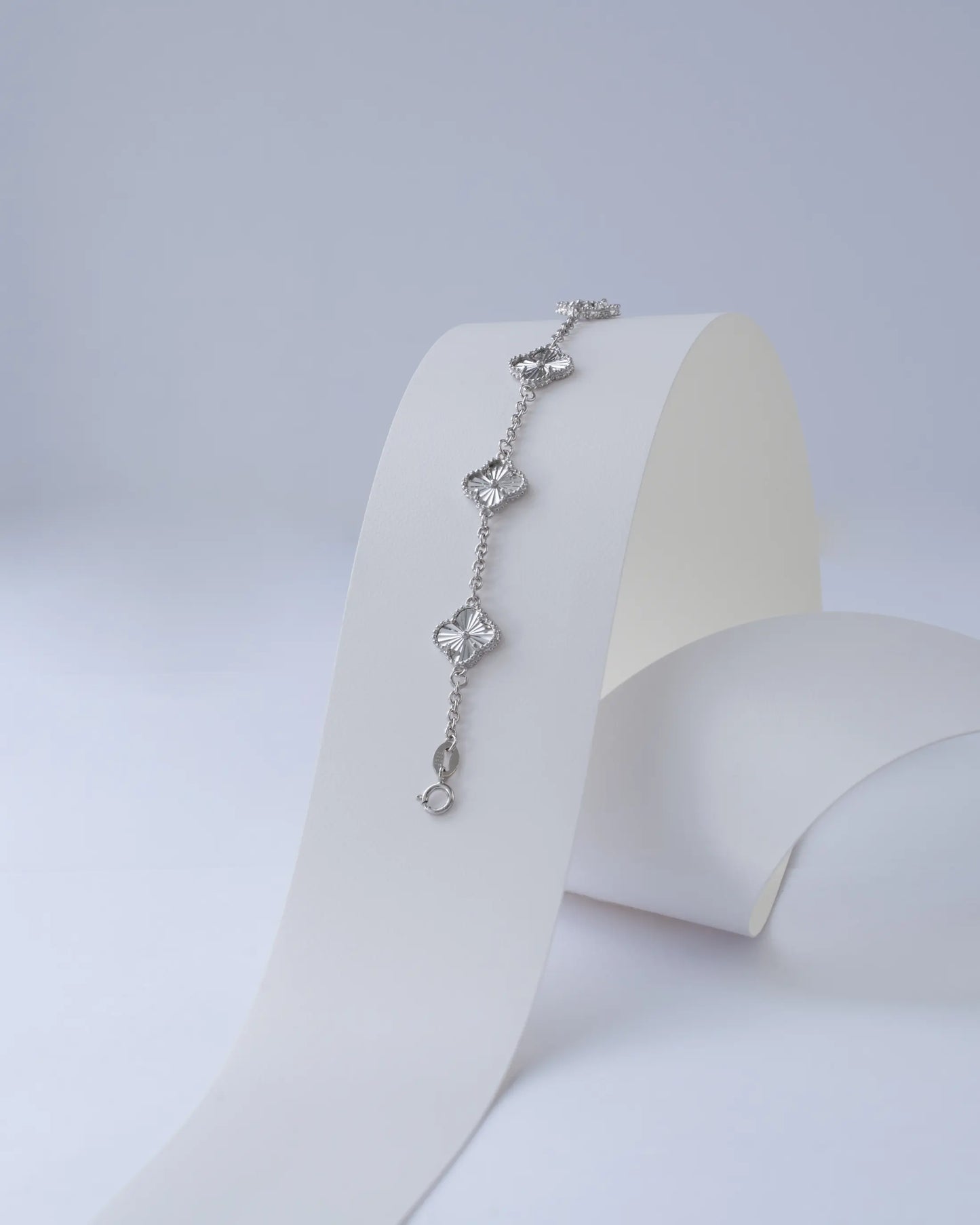 P Clover 1,2 cm 18 Cms