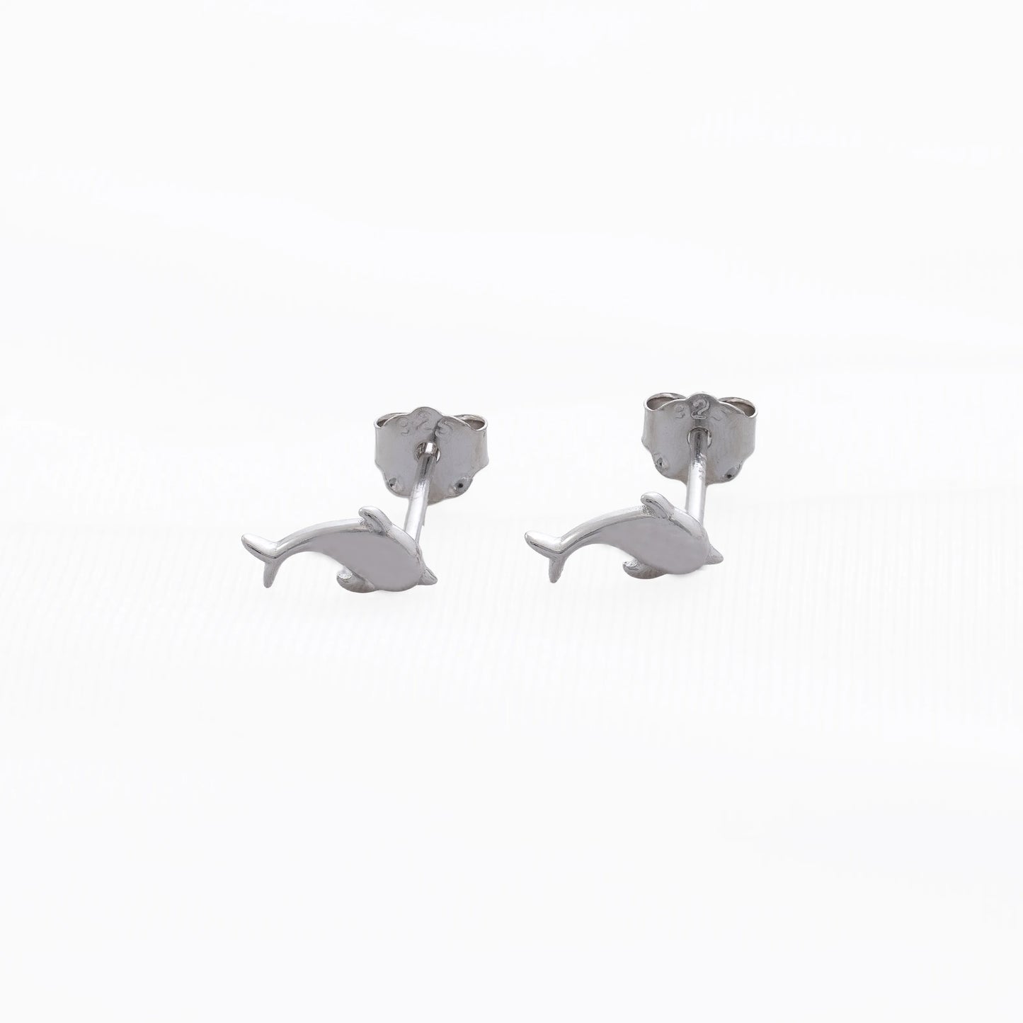 A Dolphin 7x3 mm