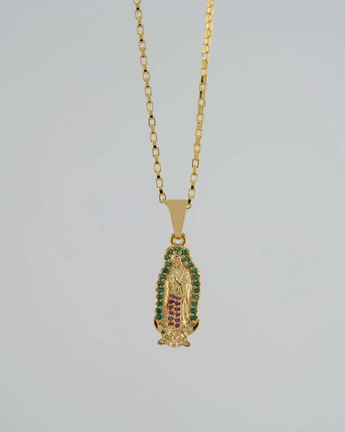 D V. Guadalupe Silueta circonias 2 Cms
