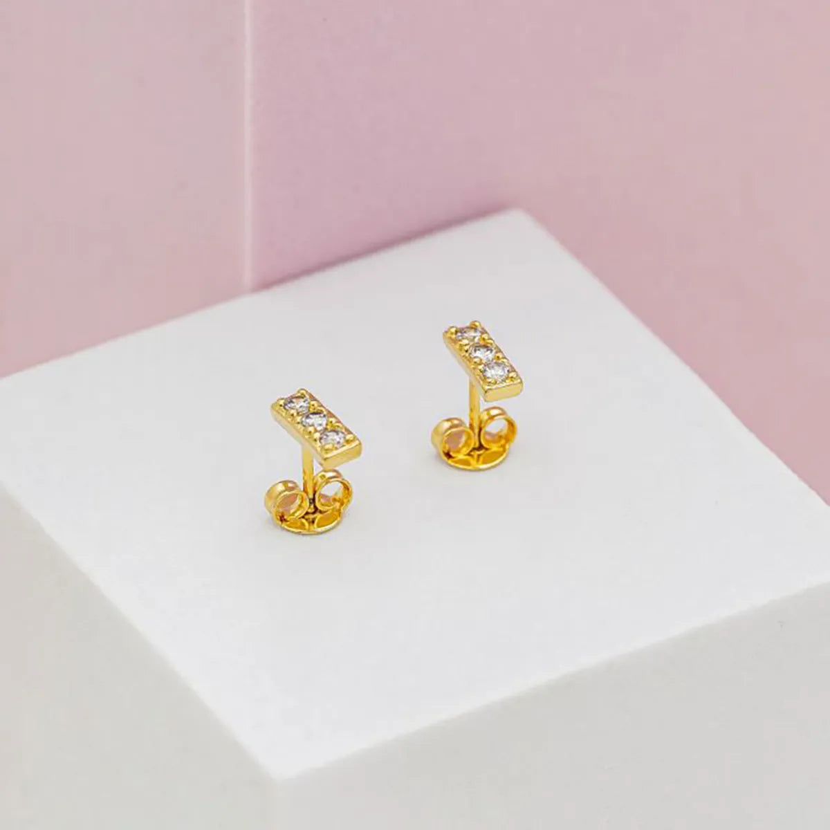 Aretes Lìnea 3 Circonias Cristal